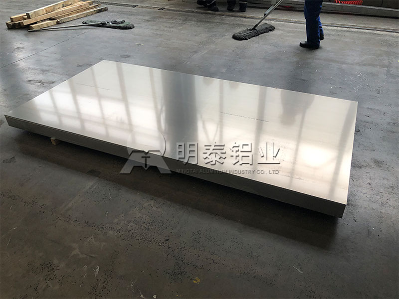 鋁合金散熱器有哪些優(yōu)點?明泰6063t6鋁板助您贏取市場